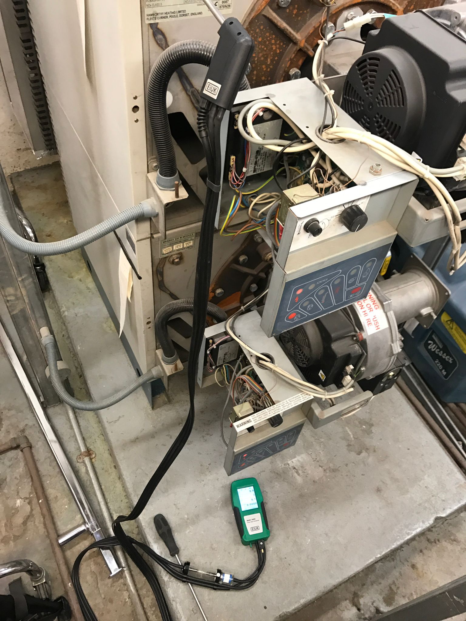 gas safe registered engineer near me Upminster, RM14